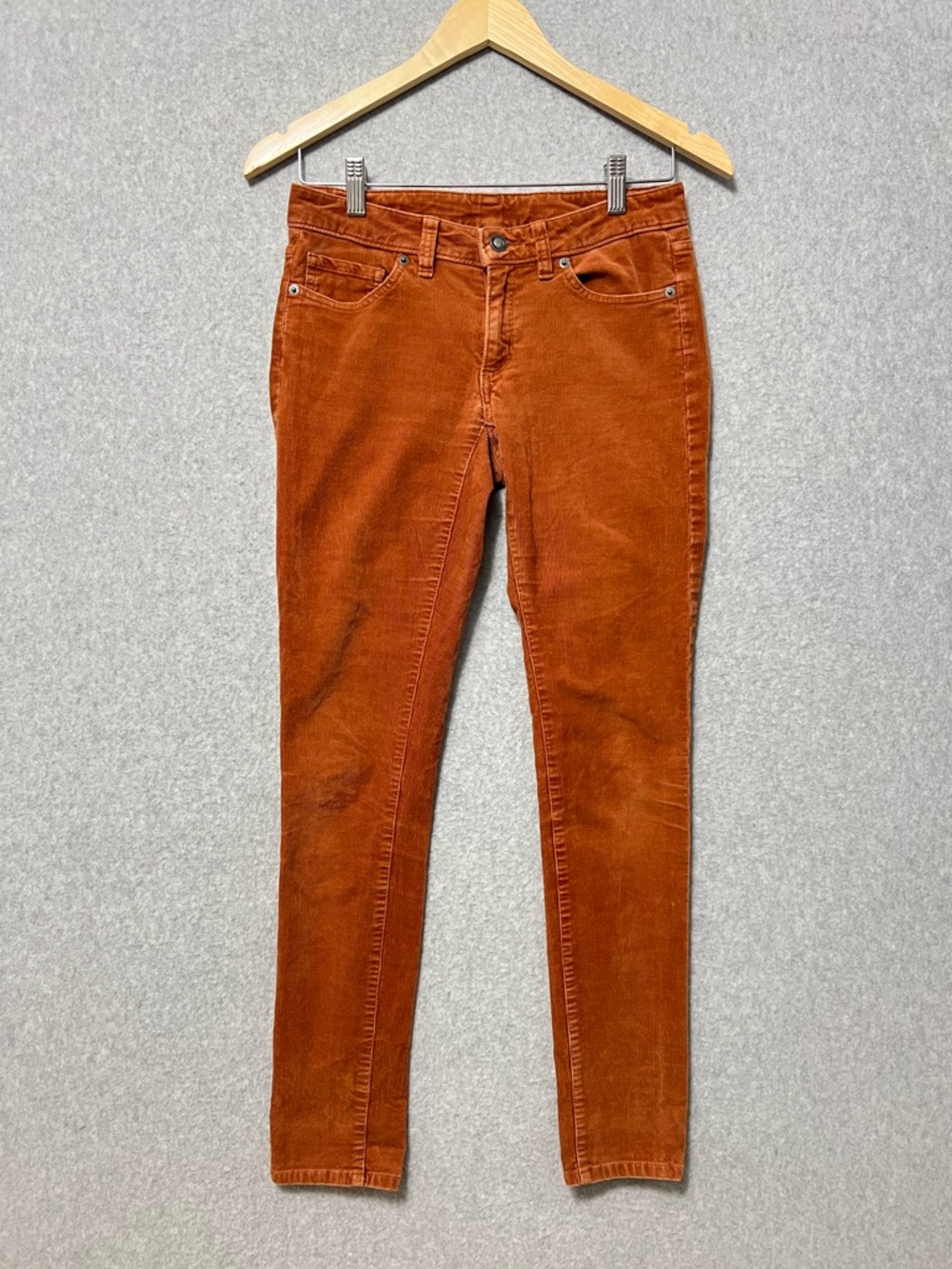 Patagonia Skinny Everyday Corduroy Pants Size 25 Rust Brown Y2K Low Rise